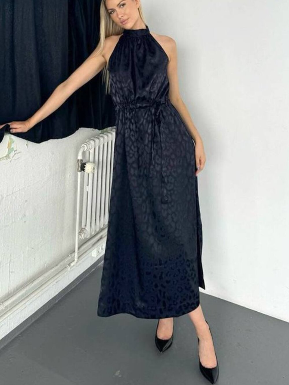 Karmamia Layla Halter Midi Dress Navy Leopard Jacquard Tie Waist Size S/M